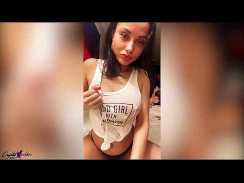 ❤️ Rintava kaunis nainen runkkaa pilluaan ja hyväilee valtavia tissejään märässä t-paidassaan ❌ Seksivideo at us fi.higlass.ru